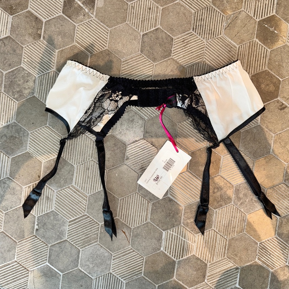 NWT Fleur of England Silk & Lace Black & Cream Lace Garter Belt Ladies Small
